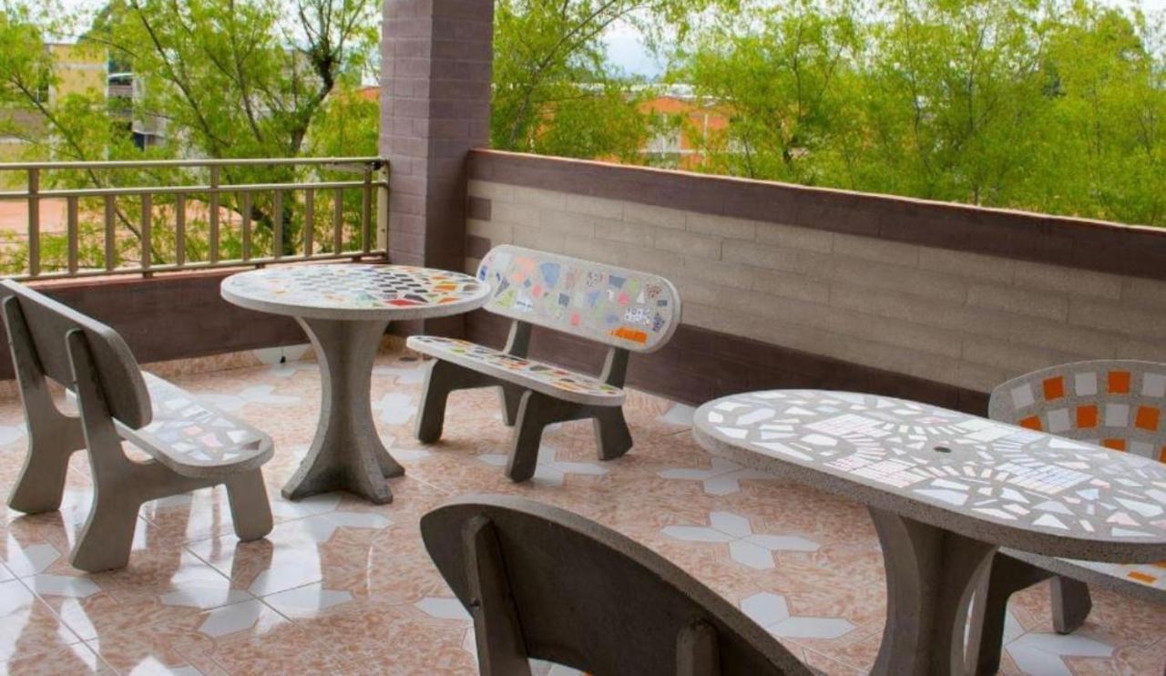 Hollywood Paradise Hotel Rionegro Kültér fotó