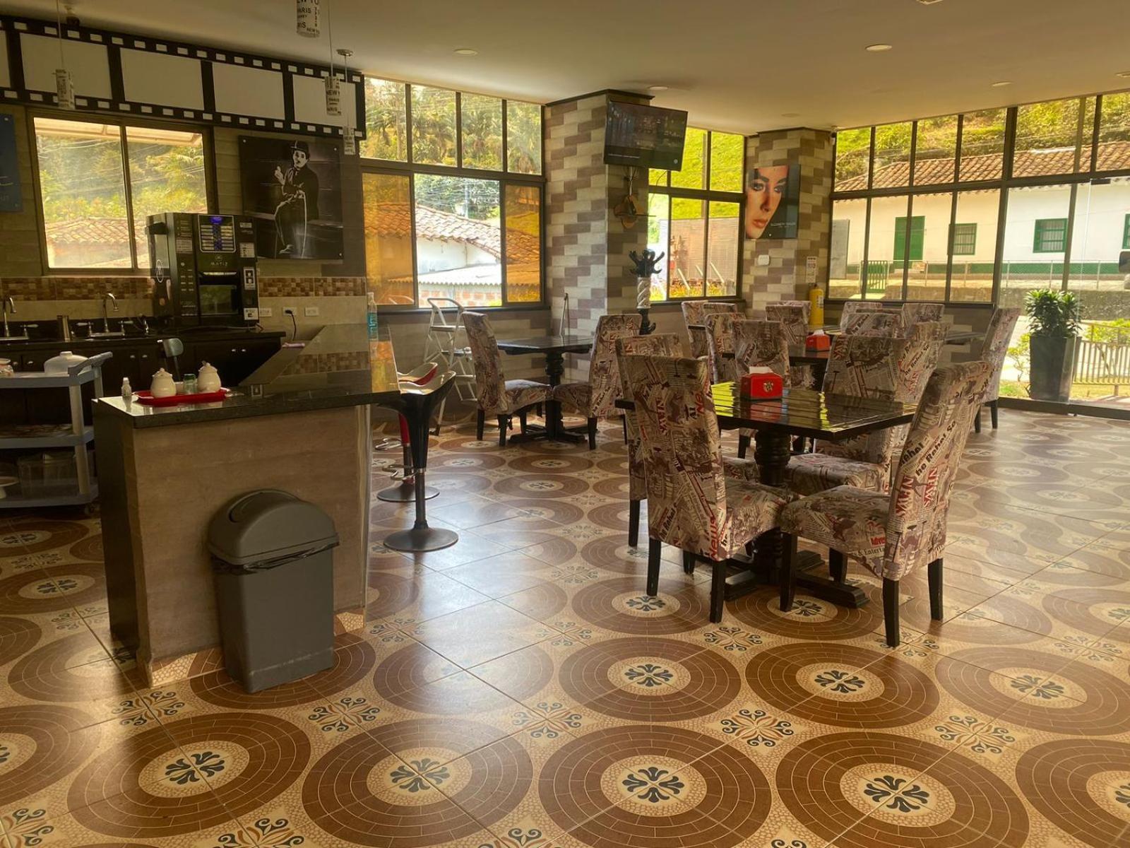 Hollywood Paradise Hotel Rionegro Kültér fotó