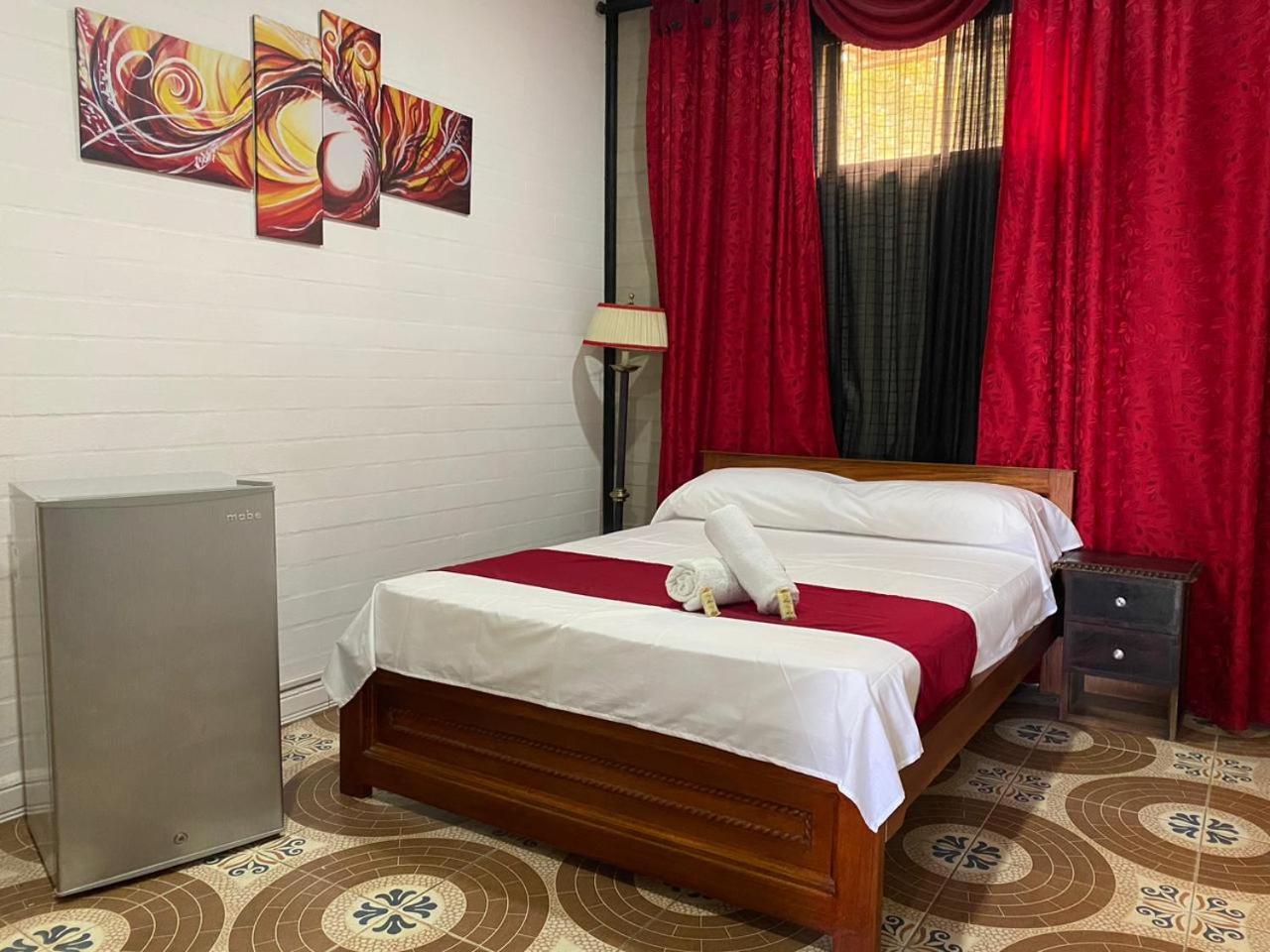 Hollywood Paradise Hotel Rionegro Kültér fotó
