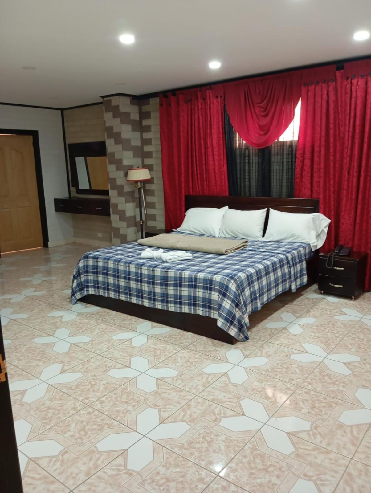 Hollywood Paradise Hotel Rionegro Kültér fotó